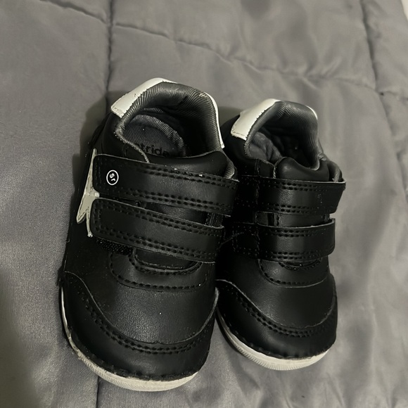 Stride Rite shoes - Picture 2 of 6